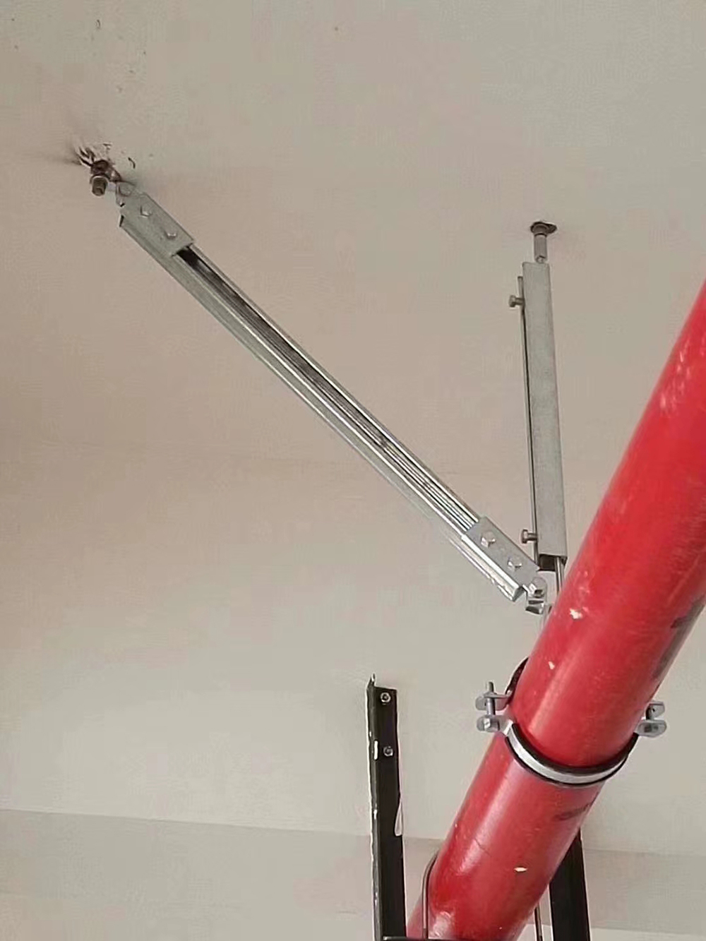 抗震支架 (2).jpg